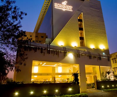 https://imgcld.yatra.com/ytimages/image/upload/t_hotel_yatra_city_desktop/v1398828925/Domestic Hotels/Hotels_Kolkata/The Sonnet/Overview.jpg